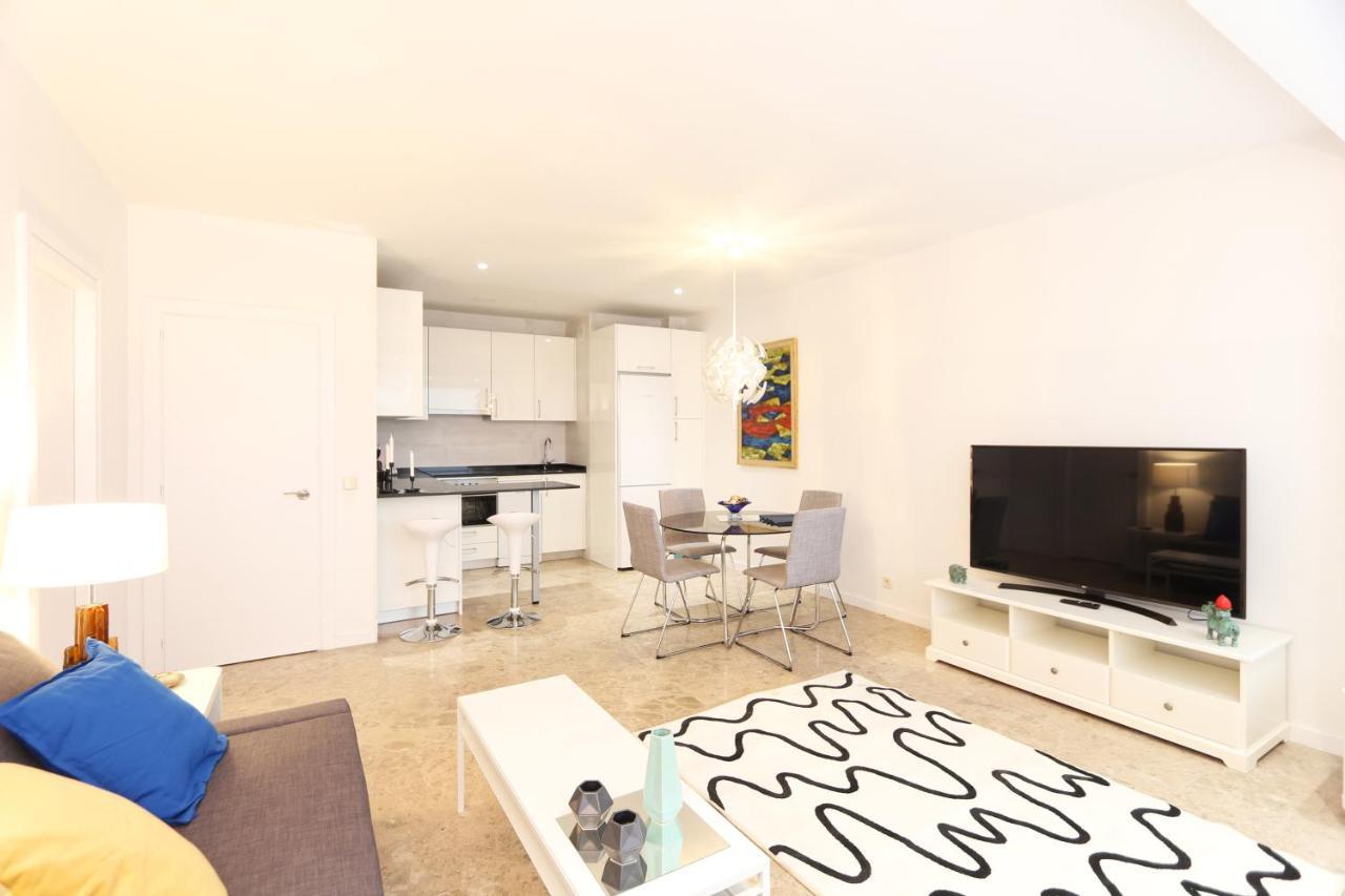 Appartement Urbantec Realty - Plaza De Colon à Madrid Extérieur photo