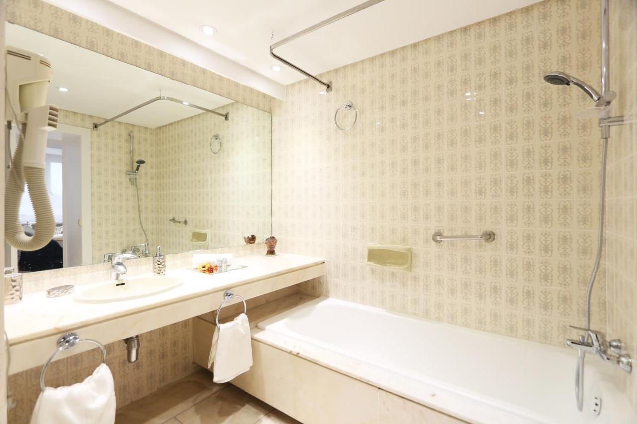 Appartement Urbantec Realty - Plaza De Colon à Madrid Extérieur photo