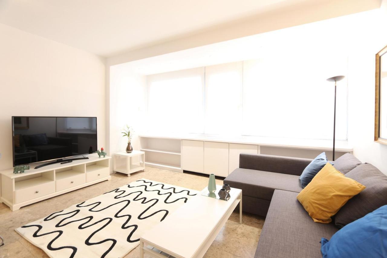 Appartement Urbantec Realty - Plaza De Colon à Madrid Extérieur photo